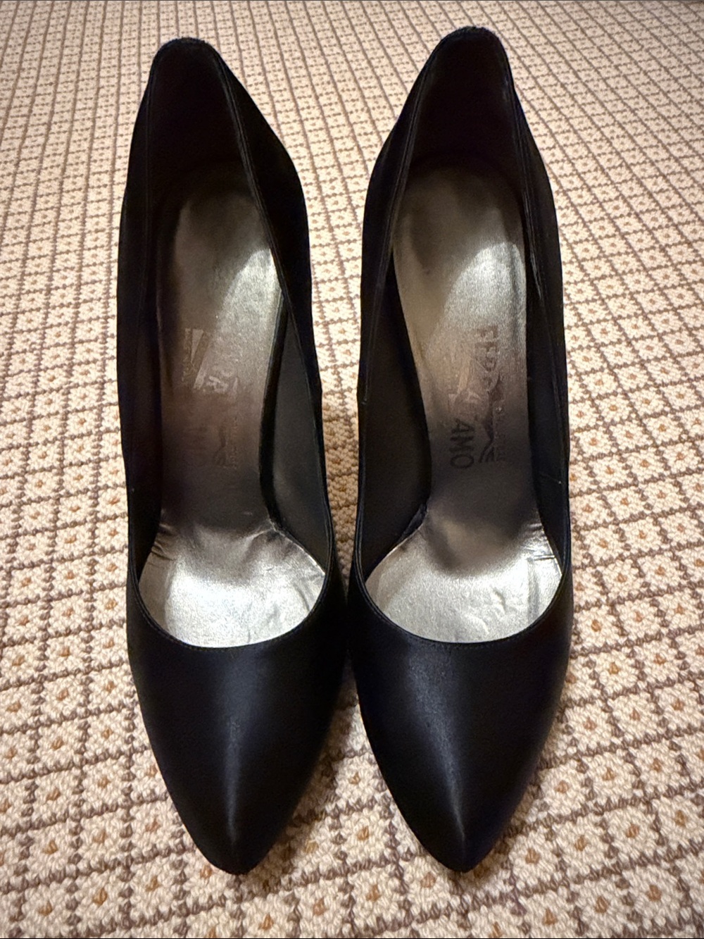 Ferragamo Classic Black Pointed-Toe Women's Pumps - Elegant Evening Heels